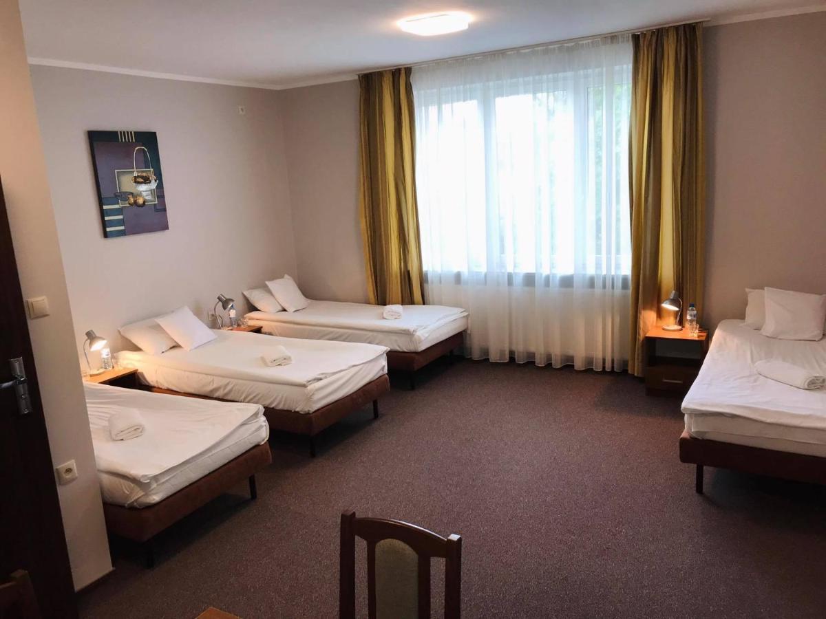 Astral Aparthotel ราชิน ภายนอก รูปภาพ