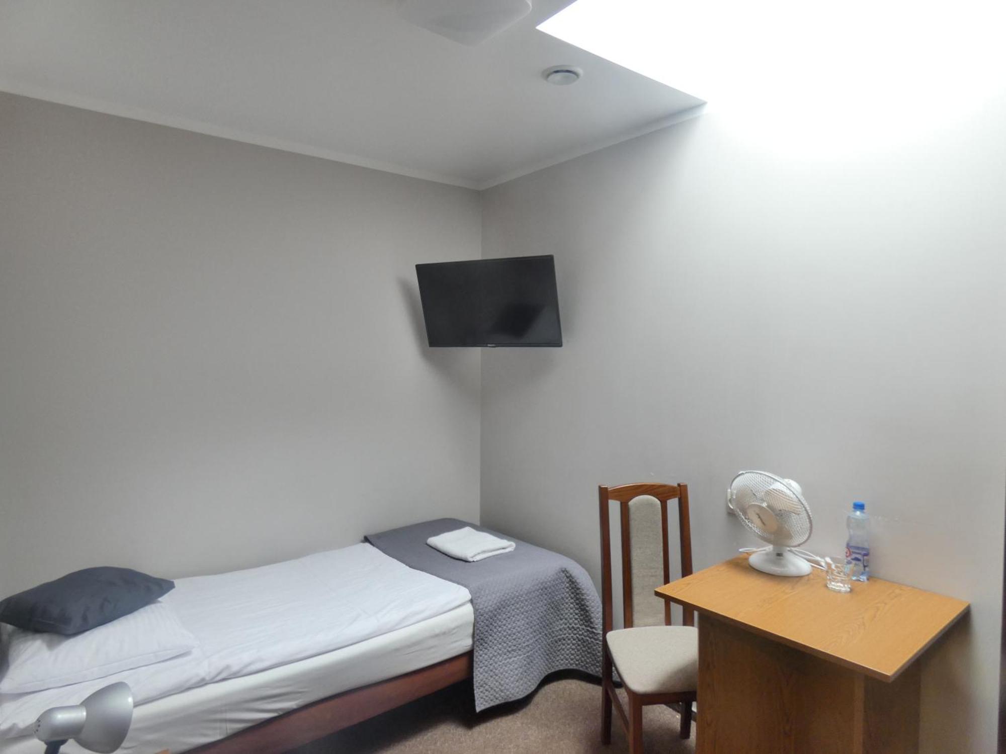 Astral Aparthotel ราชิน ภายนอก รูปภาพ